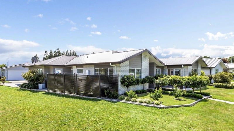 8 Maison Way, Rangatira Park, Taupo - Carousel 2