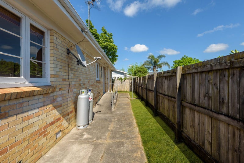 6 Howden Road, Fairfield, Hamilton - Carousel 16