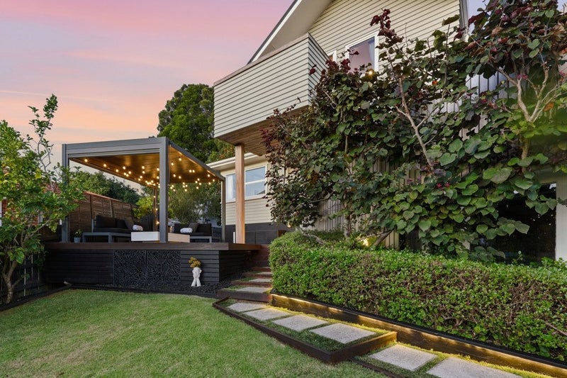 35 Esmeralda Avenue, Avondale, Auckland - Carousel 2
