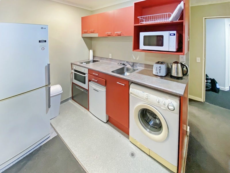 504/5 Aitken Street, Thorndon, Wellington - Carousel 2