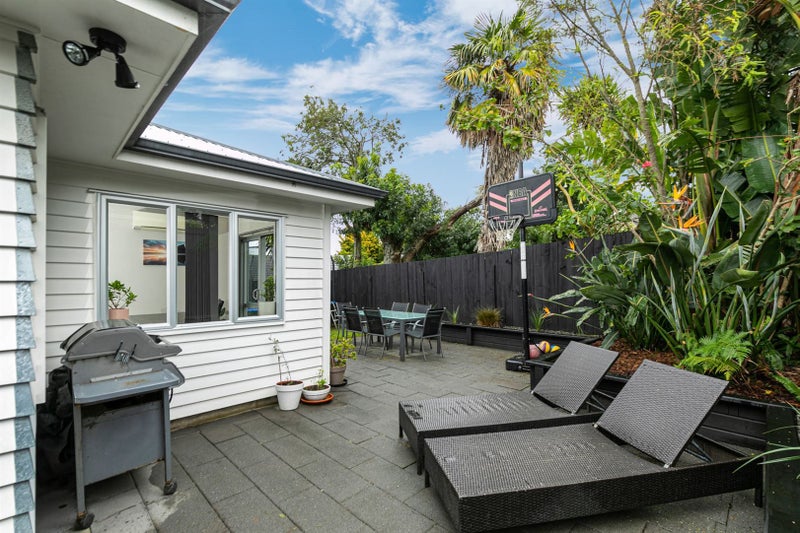 48 Makora Road, Massey, Auckland - Carousel 2