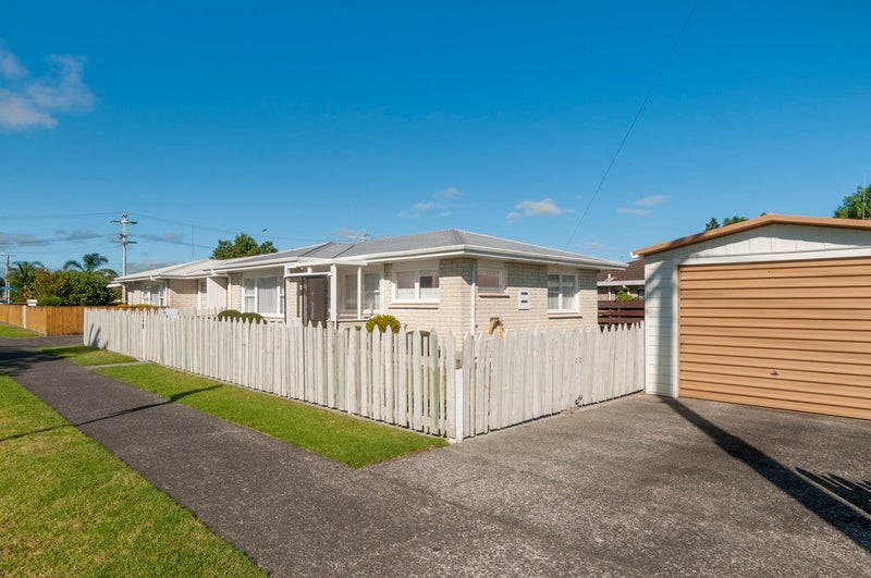 37 Mansels Road, Greerton, Tauranga - Carousel 2