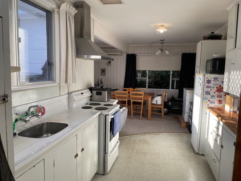 5 Ward Crescent, Marewa, Napier - Carousel 2