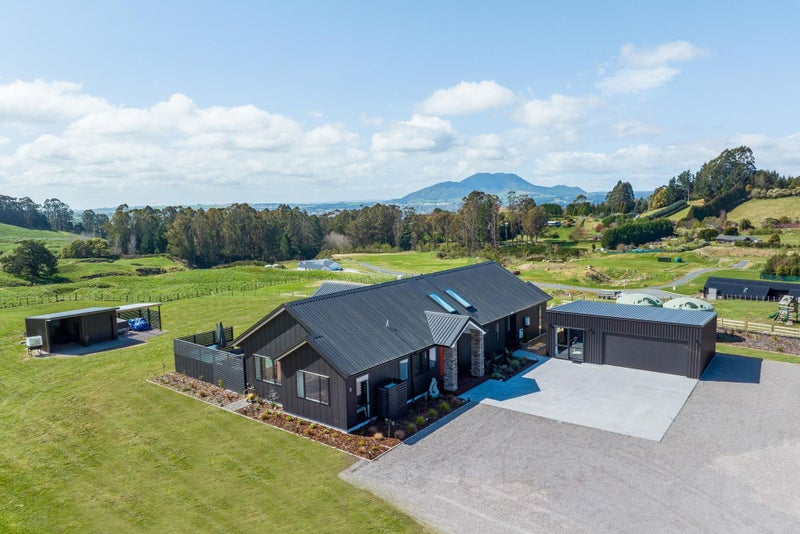 5 Vickers Way, Acacia Bay, Taupo - Carousel 2