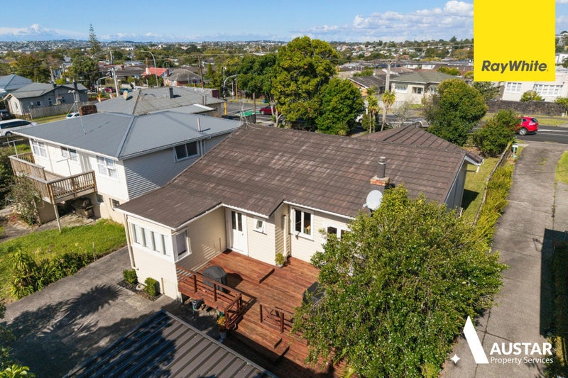 147 Titirangi Road, New Lynn, Auckland - Carousel 2