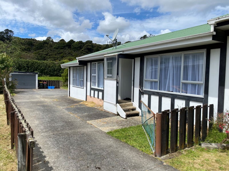 2/87 Main Road, Wainuiomata, Lower Hutt - Carousel 1