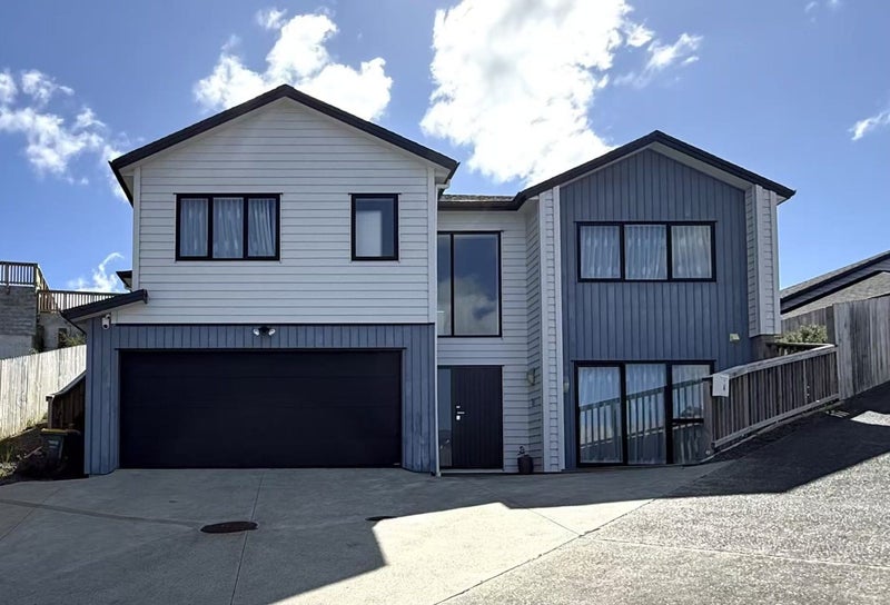 6 Matatika Rise, Swanson, Auckland - Carousel 1