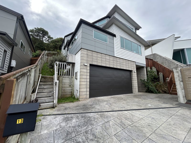 13 Marsh Way, Kaiwharawhara, Wellington - Carousel 1