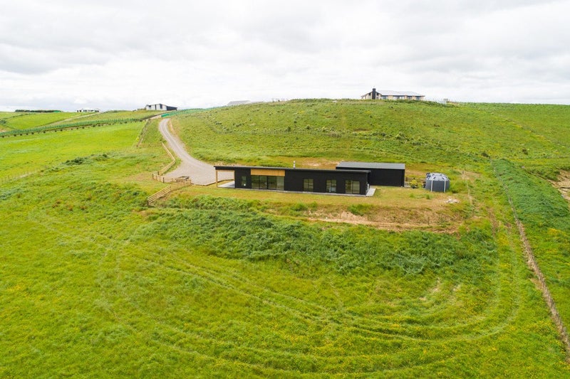 38 Fry Road, Halcombe, Feilding - Carousel 19