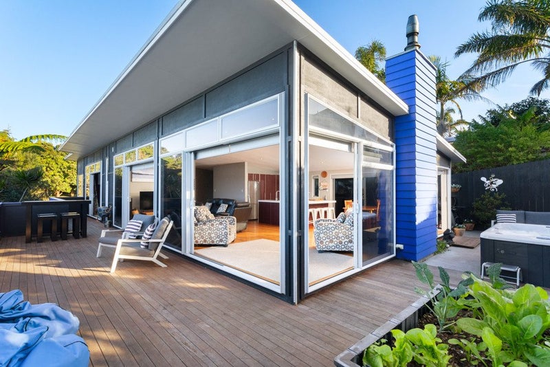 39A THE CRESCENT, Waihi Beach, Western Bay Of Plenty - Carousel 1