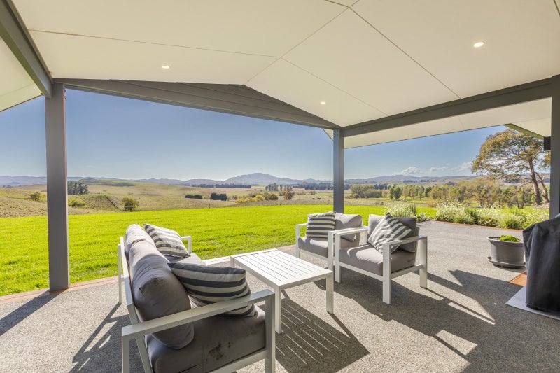 366 Elsthorpe Road, Otane - Carousel 2