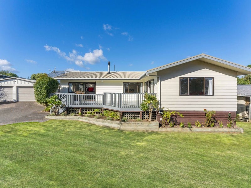 24 Arthur Crescent, Hilltop, Taupo - Carousel 2