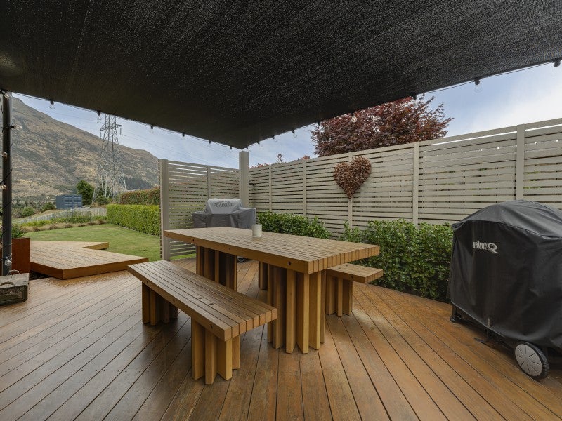 9 Clover Lane, Lake Hayes, Queenstown - Carousel 2