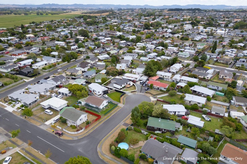 3 Bruton Place, Nawton, Hamilton - Carousel 14