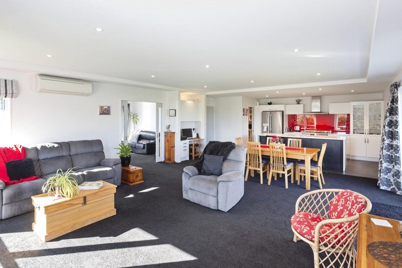 11 Riverstone Drive, Rolleston, Rolleston - Carousel 2