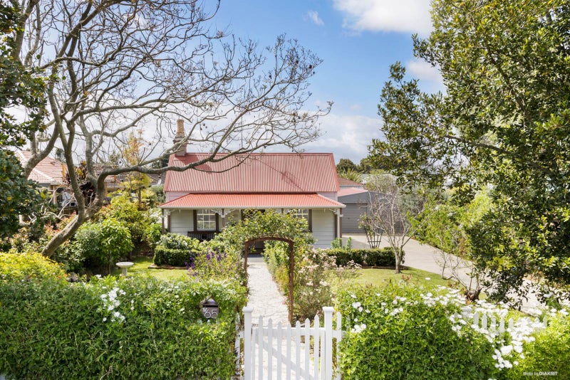 1/65 Mountain road, Mangere bridge, Auckland - Carousel 1