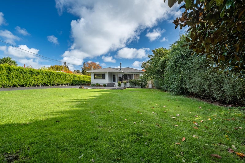 12 Tapu Road, Huapai, Kumeu - Carousel 1