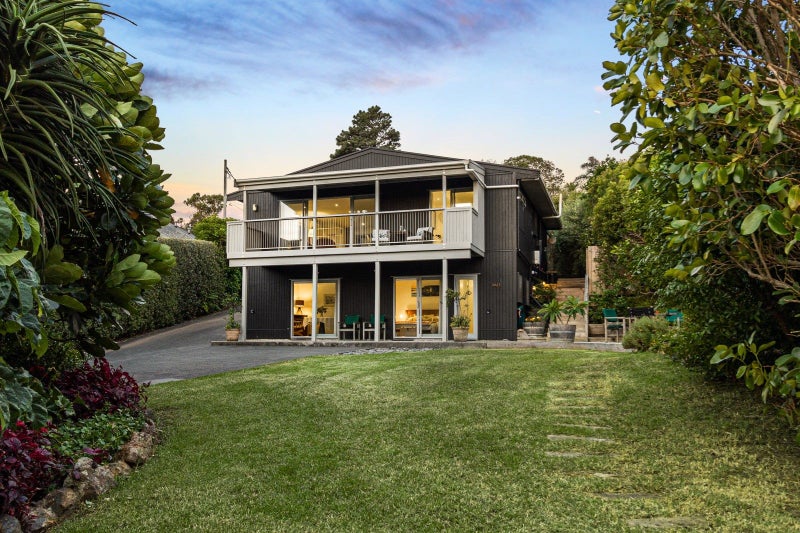 1/445 Sea View Road, Waiheke Island, Auckland - Carousel 1