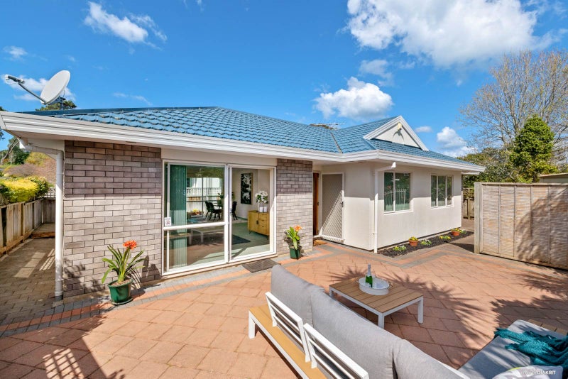 4/919 Whangaparaoa Road, Manly, Whangaparaoa - Carousel 1