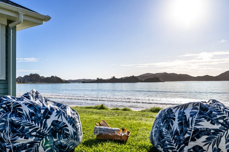 37B Te Kapua Street, Oakura, Hikurangi - Carousel 1