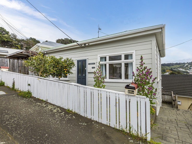 1/28 Henry Street, Kilbirnie, Wellington - Carousel 1
