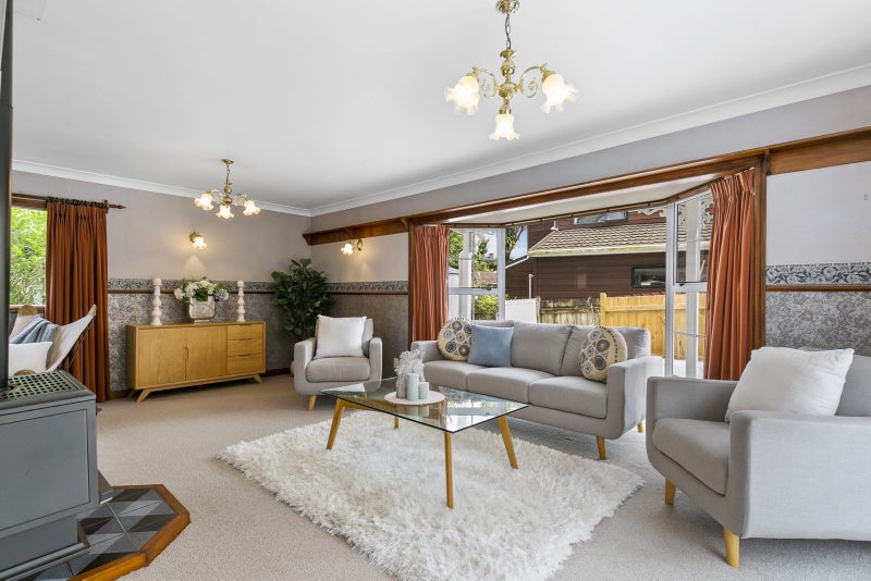 23 Ronald Woolf Place, Churton Park, Wellington - Carousel 2