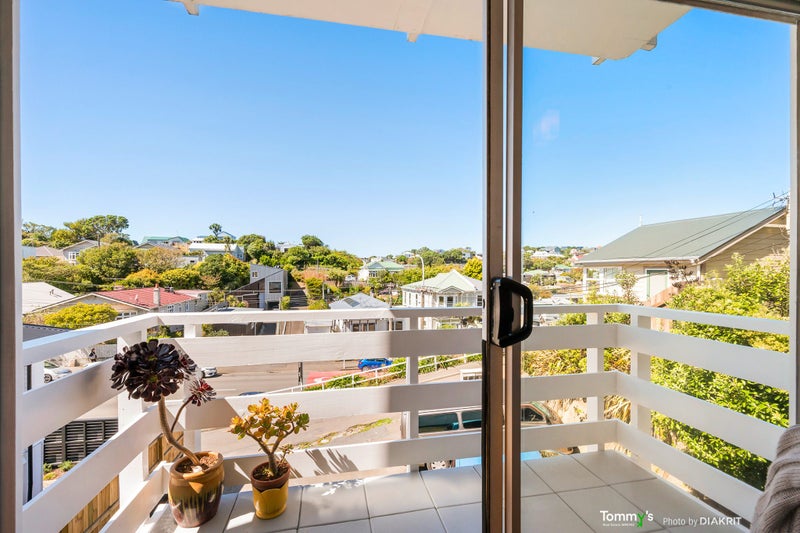 2/172 Ohiro Road, Brooklyn, Wellington - Carousel 1