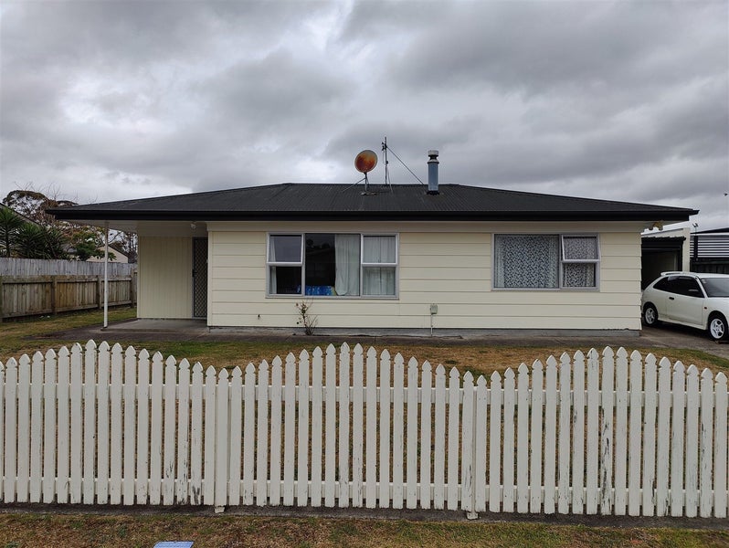 9 Durham Street, Nawton, Hamilton - Carousel 1