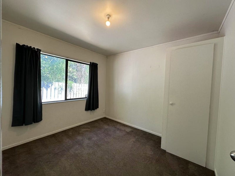 3/2 Jordan Road, Mangere, Auckland - Carousel 16