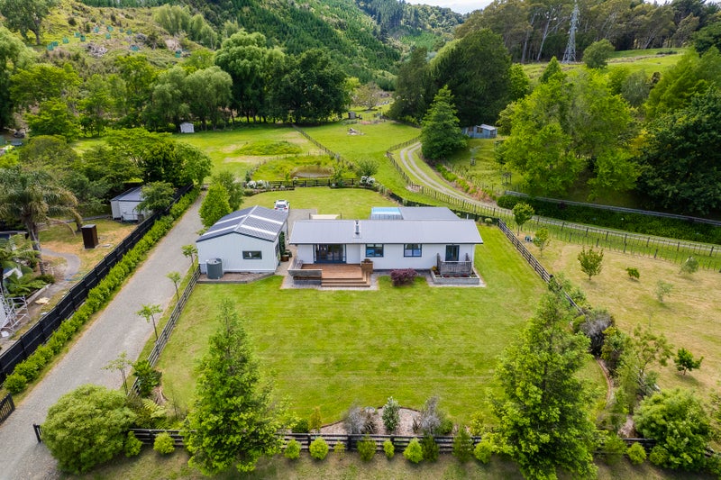 216 Valley Road, Mangapapa, Gisborne - Carousel 1