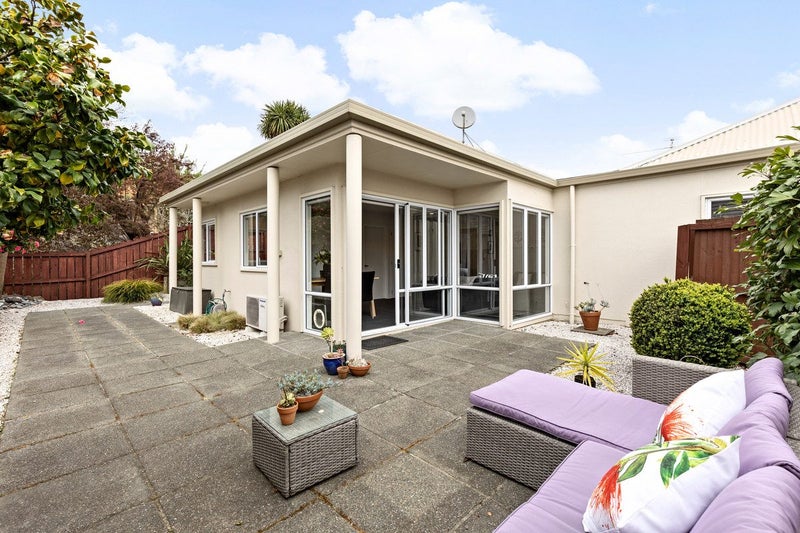 2/18 Palatine Terrace, Huntsbury, Christchurch - Carousel 2