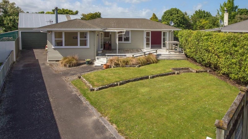11 Hartley Place, Awapuni, Palmerston North - Carousel 1