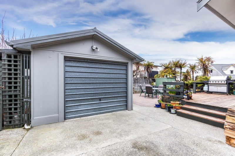 2/12 Anna Place, Hilltop, Taupō - Carousel 13