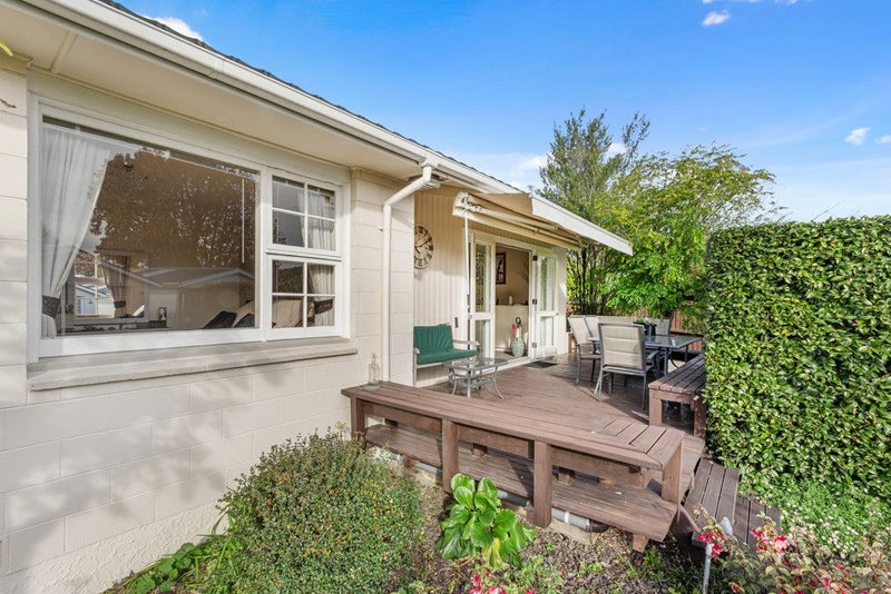 6 Sonia Place, Casebrook, Christchurch - Carousel 2