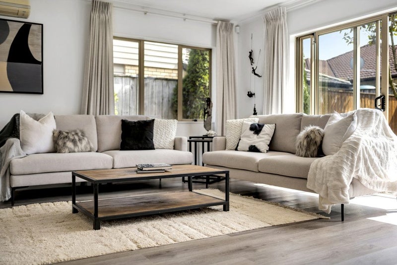 4 Villarosa Lane, Flat Bush, Auckland - Carousel 2