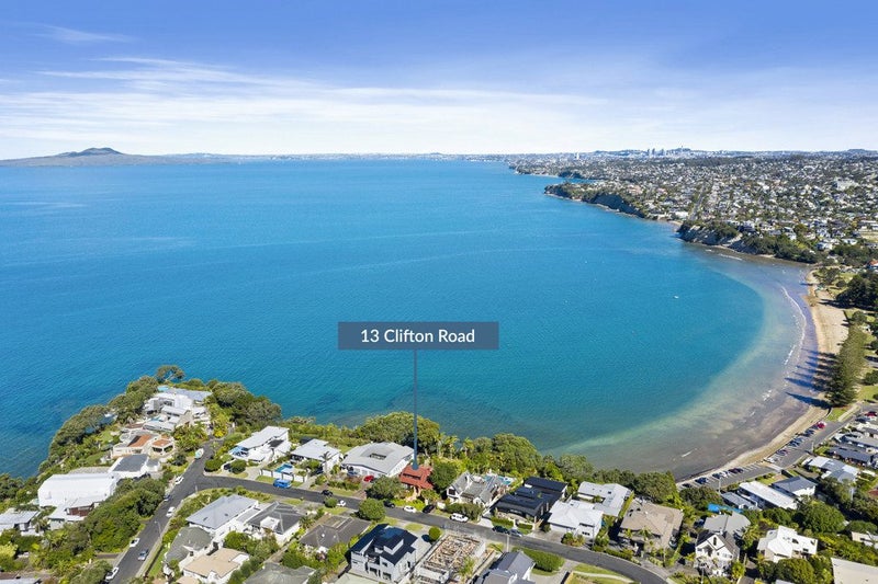 13 Clifton Road, Browns Bay, Auckland - Carousel 1