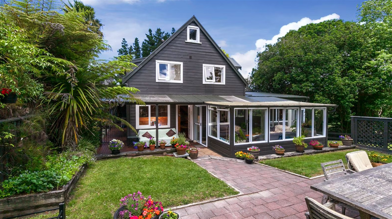 54 Hobson Road, Lucas Heights, Auckland - Carousel 1