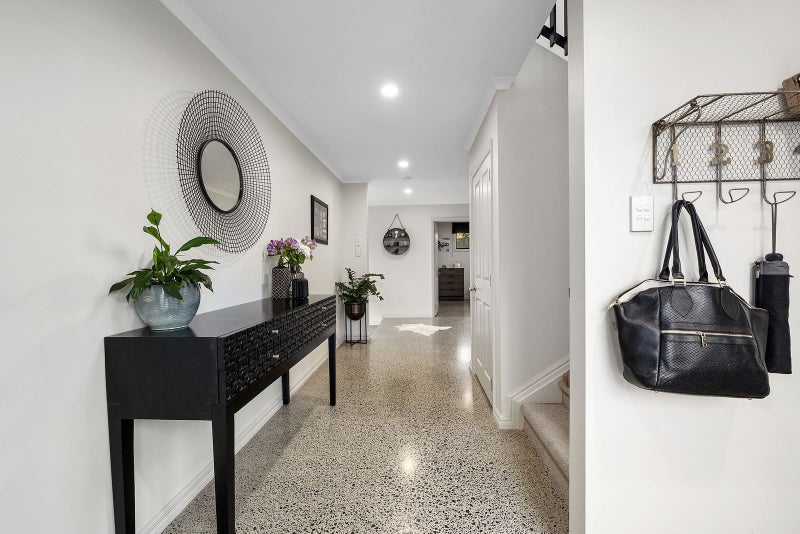 104C Lake Road, Belmont, Auckland - Carousel 2