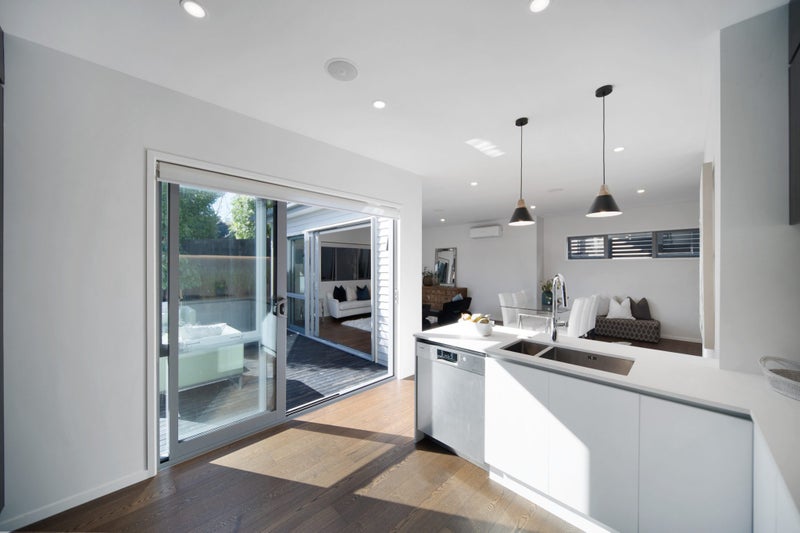 4B O'Halloran Road, Howick, Auckland - Carousel 2