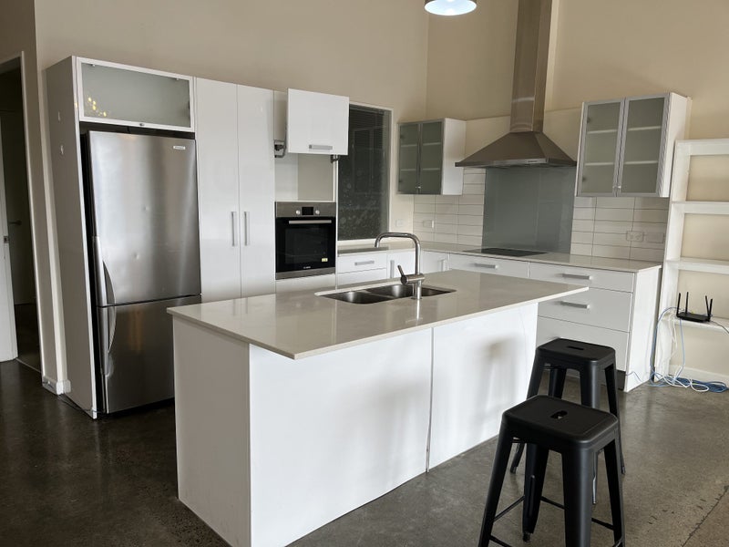 4/25 Home Street, Mount Victoria, Wellington - Carousel 1