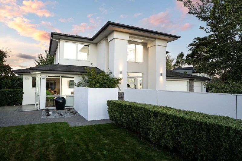 11 Rivers Edge, Northwood, Christchurch - Carousel 1