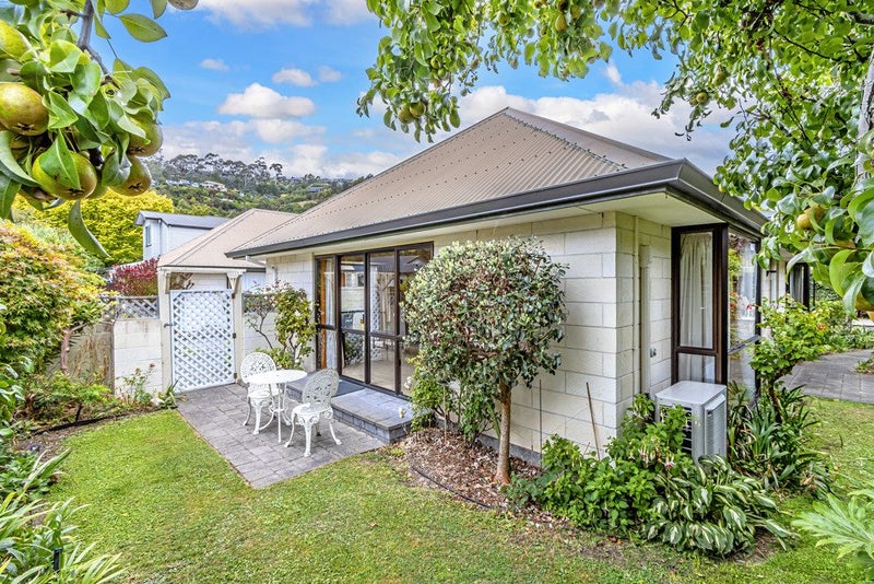 1/12 Wedgewood Avenue, Cashmere, Christchurch - Carousel 2