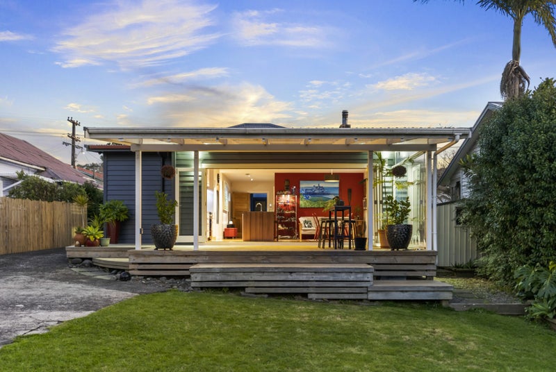 39 Malvern Road, Morningside, Auckland - Carousel 2
