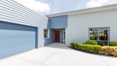 25A Rosalie Terrace, Kelvin Grove, Palmerston North - Carousel 1