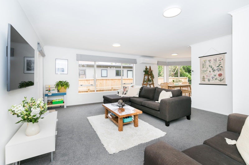 8A Alison Street, Hamilton Lake, Hamilton - Carousel 2