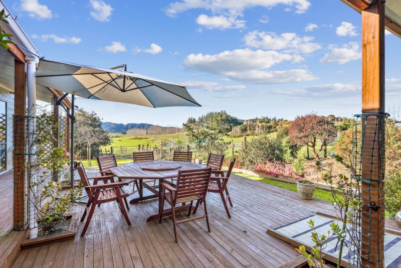 28 Bagnal Road, Kaiwaka - Carousel 1