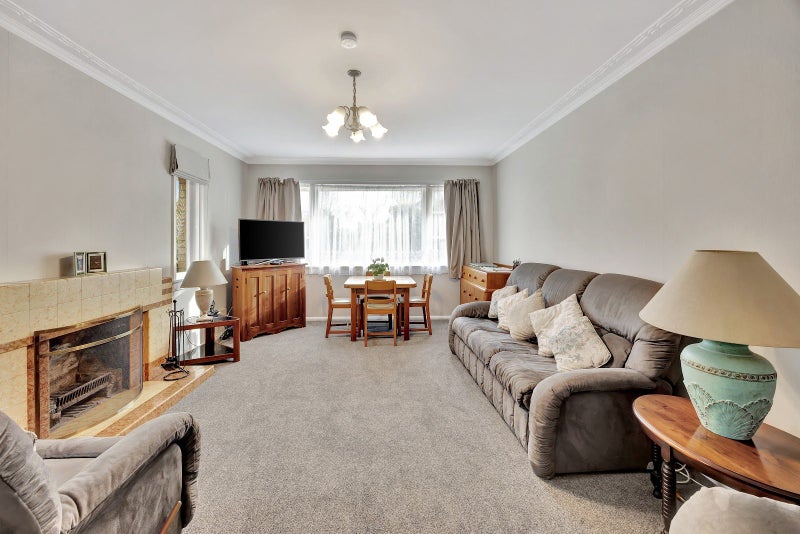 62 Galloway Street, Hamilton East, Hamilton - Carousel 2