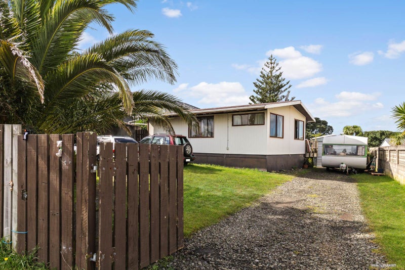 48 SHAKESPEAR RD, Army Bay, Whangaparaoa - Carousel 2