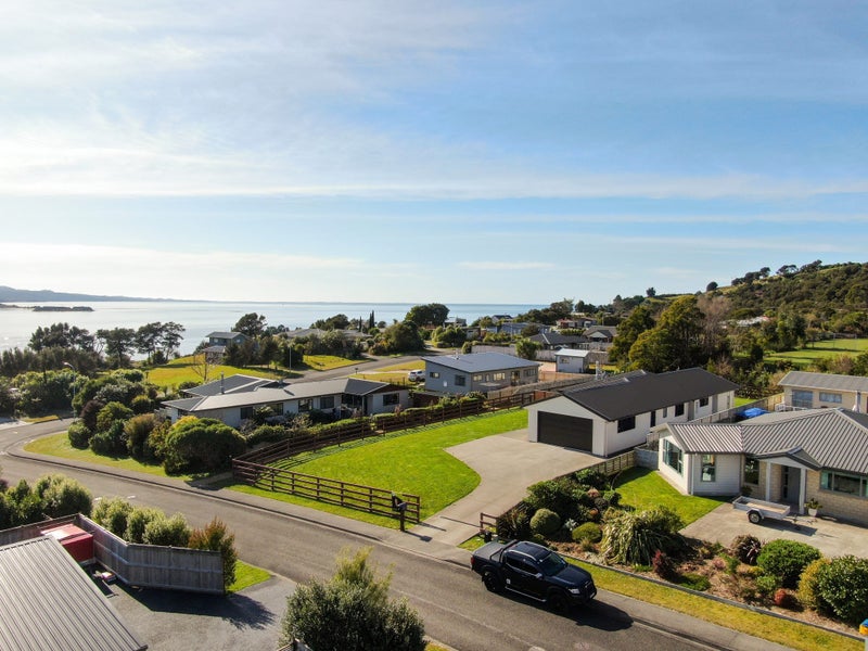 5 Mcdonald Place, Collingwood - Carousel 1