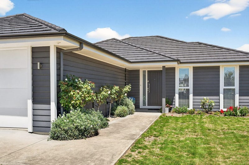 5 Maple Grove, Solway, Masterton - Carousel 2